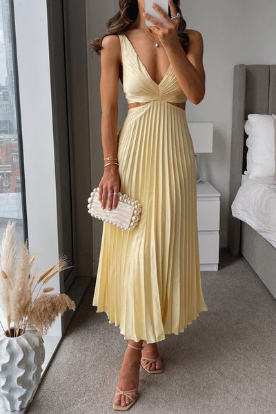 Sarai - Trendy V-Neck Solid Colour Maxi Dress