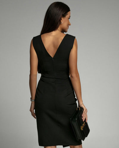 Nadinee - V-Neck Dress With Slit
