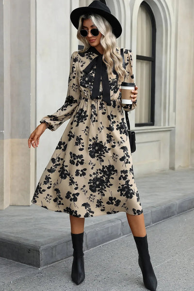 Isabela - Timeless Vintage Dress