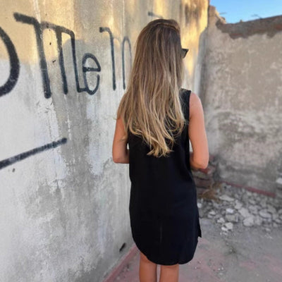 Melvina - Classic Sleeveless Dress